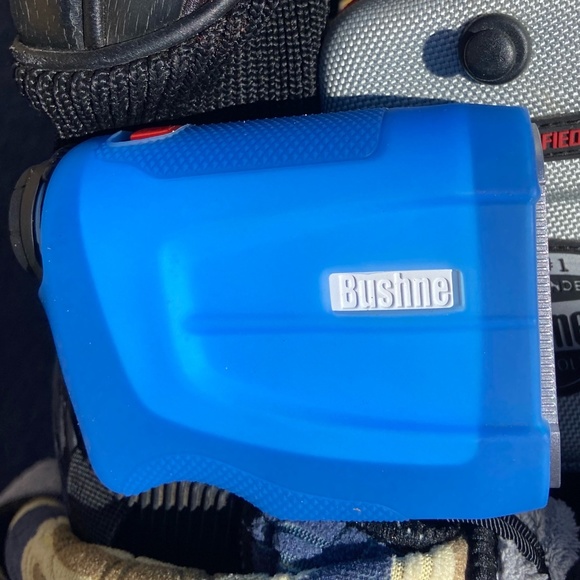 Bushnell Tour V4 Range Finder - Picture 2 of 3